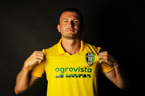 1568_cu.jpg (17.5 Kb)