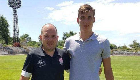 3724_ko.jpg (24.7 Kb)