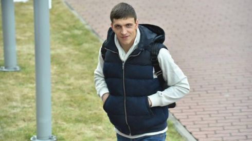 6916_bu.jpg (20. Kb)