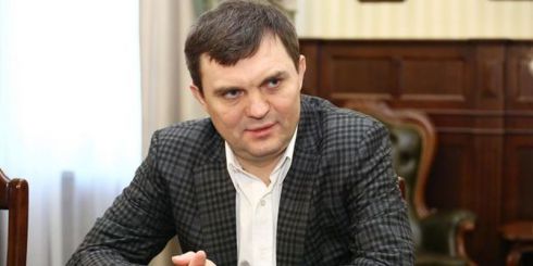 8121_krasni.jpg (17.94 Kb)