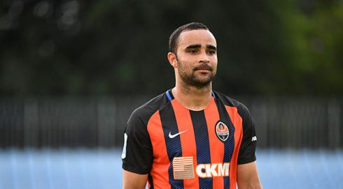 8247_ismaili.jpg (16 Kb)