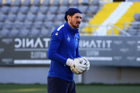 ambassador-brenda-brave-gk-denis-boyko.jpg (22.29 Kb)